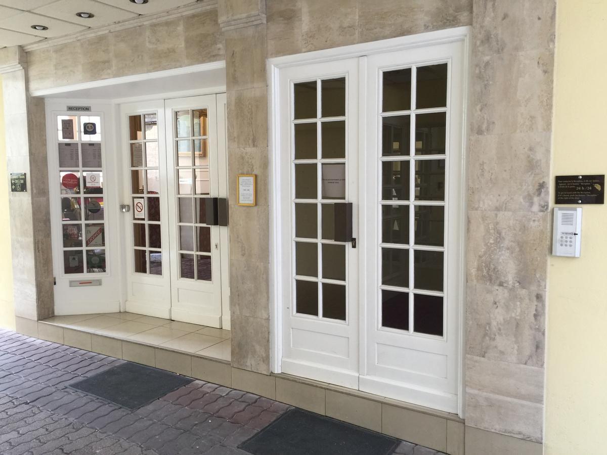 Hotel Memorial Saint-Quentin  Exterior photo