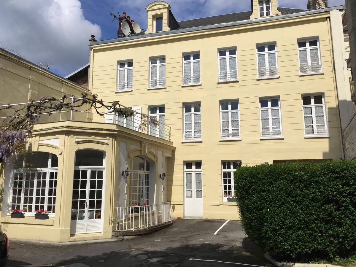Hotel Memorial Saint-Quentin  Exterior photo