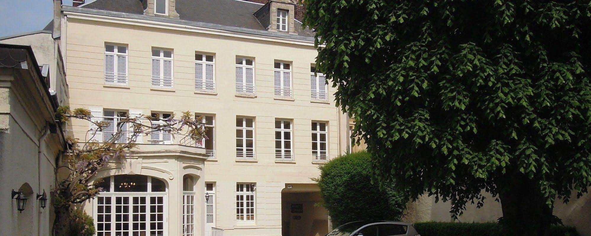 Hotel Memorial Saint-Quentin  Exterior photo