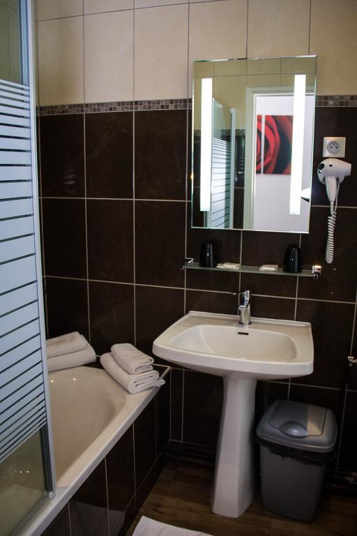 Hotel Memorial Saint-Quentin  Room photo